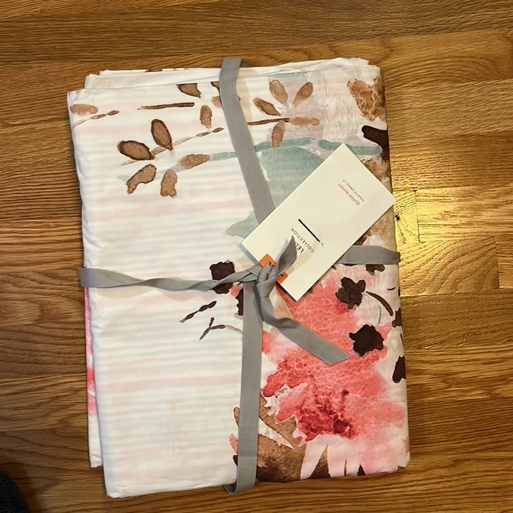Anthropologie Lelie Duvet Cover Floral Size Queen NWT